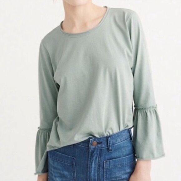 Abercrombie & Fitch Light Blue 3/4 Bell Sleeve Tee - Picture 1 of 7